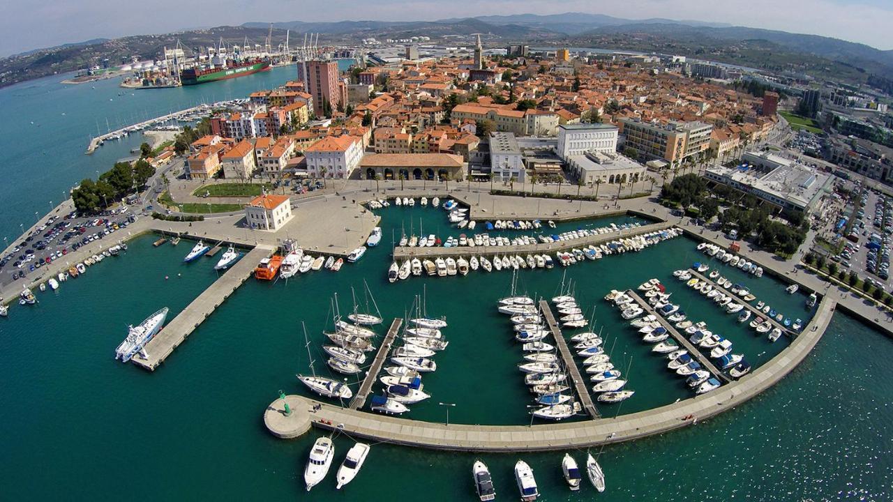 Apartma Veneziano โคเปร์ ภายนอก รูปภาพ
